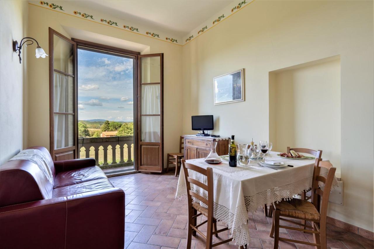 Penzion Borgo Il Villino Casole dʼElsa Exteriér fotografie