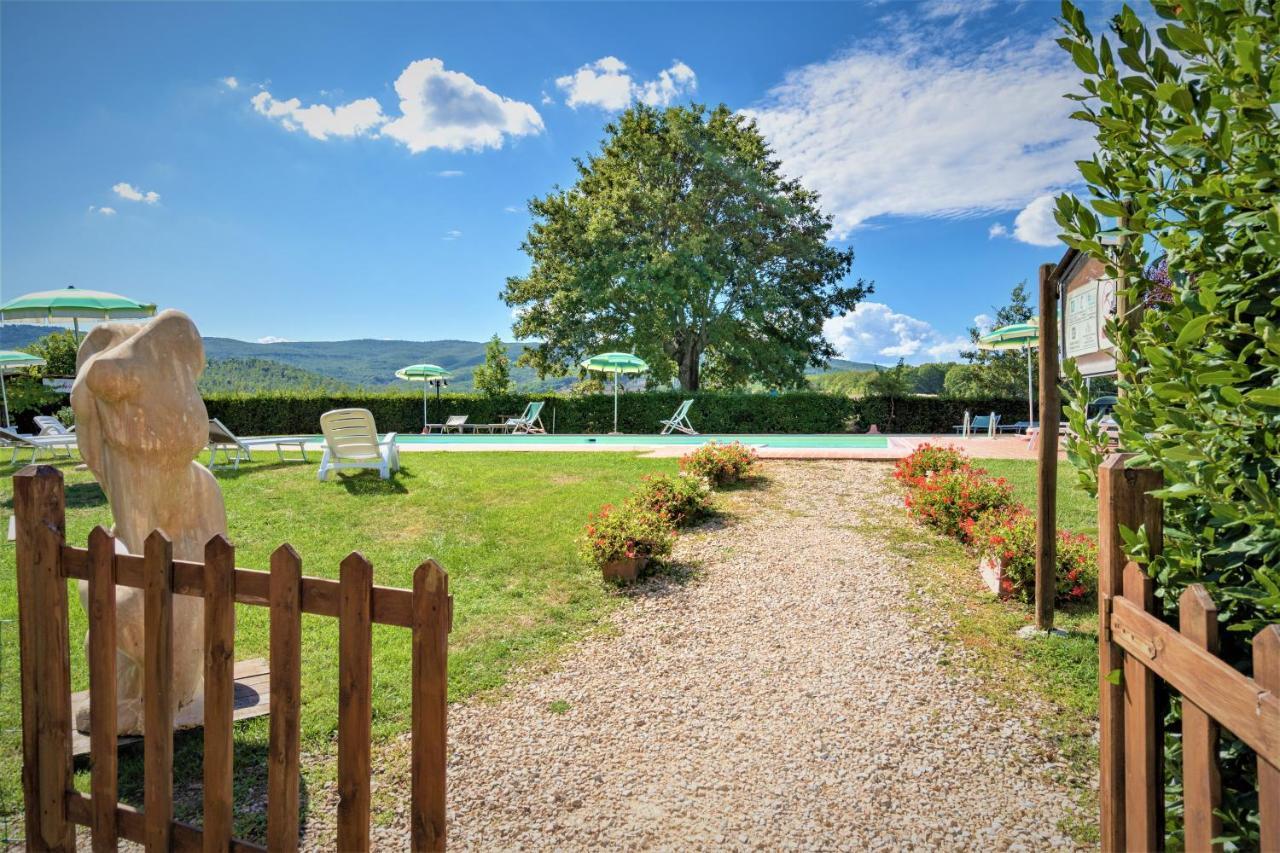 Penzion Borgo Il Villino Casole dʼElsa Exteriér fotografie