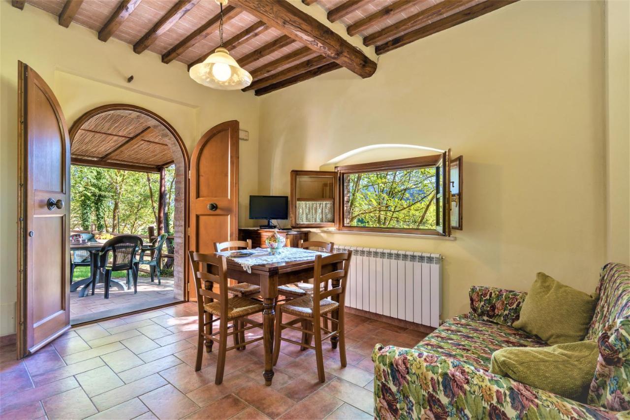 Penzion Borgo Il Villino Casole dʼElsa Exteriér fotografie
