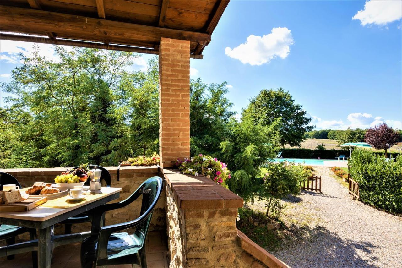 Penzion Borgo Il Villino Casole dʼElsa Exteriér fotografie