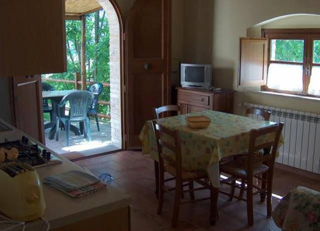 Penzion Borgo Il Villino Casole dʼElsa Exteriér fotografie